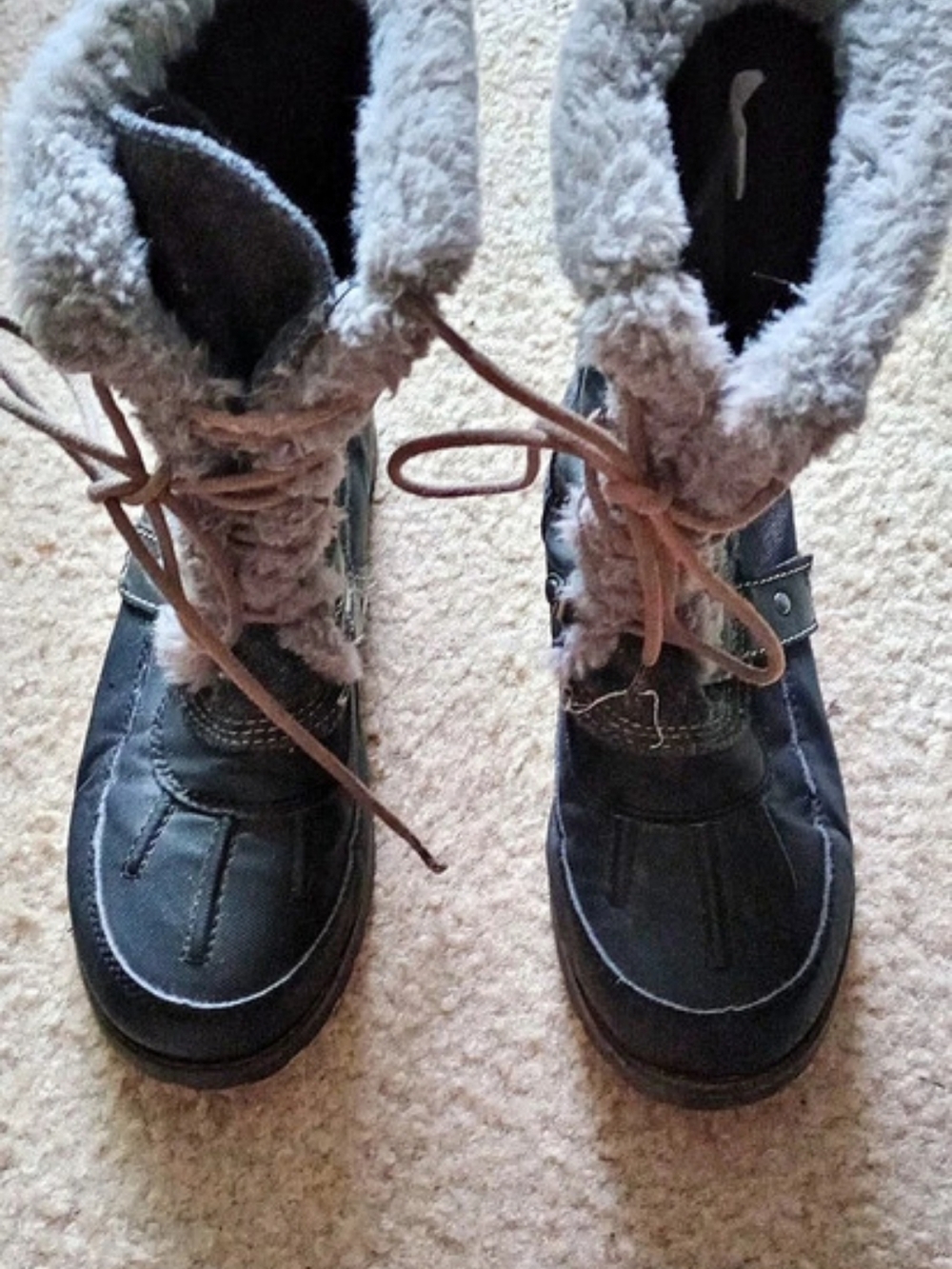 R & C Danlea-C Fur-Lined Winter Boots US 8.5 Black